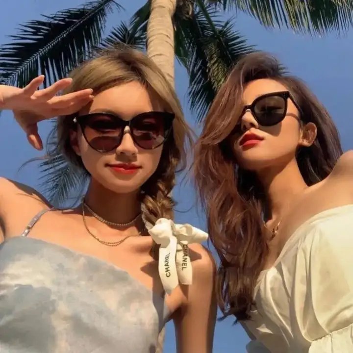 推动摇篮的手